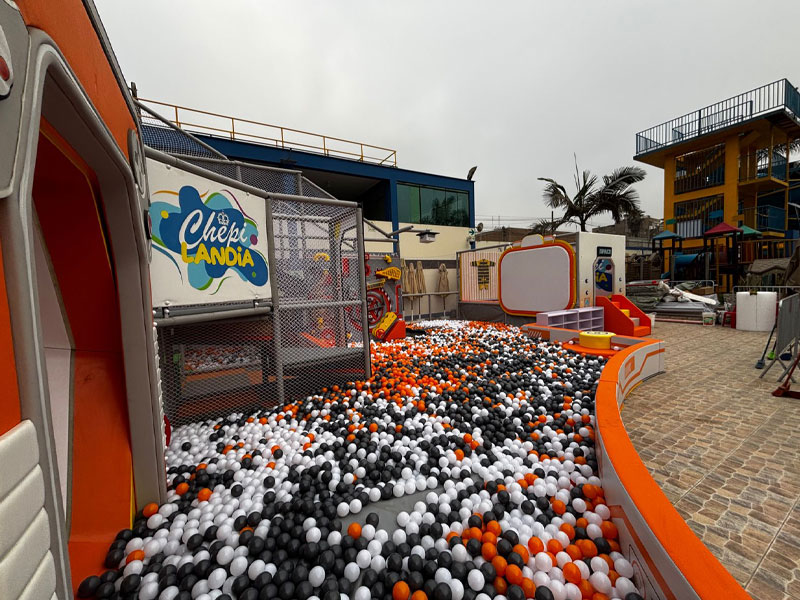 Peru Naughty Castle Installation Project Peru Naughty Castle Installation Project